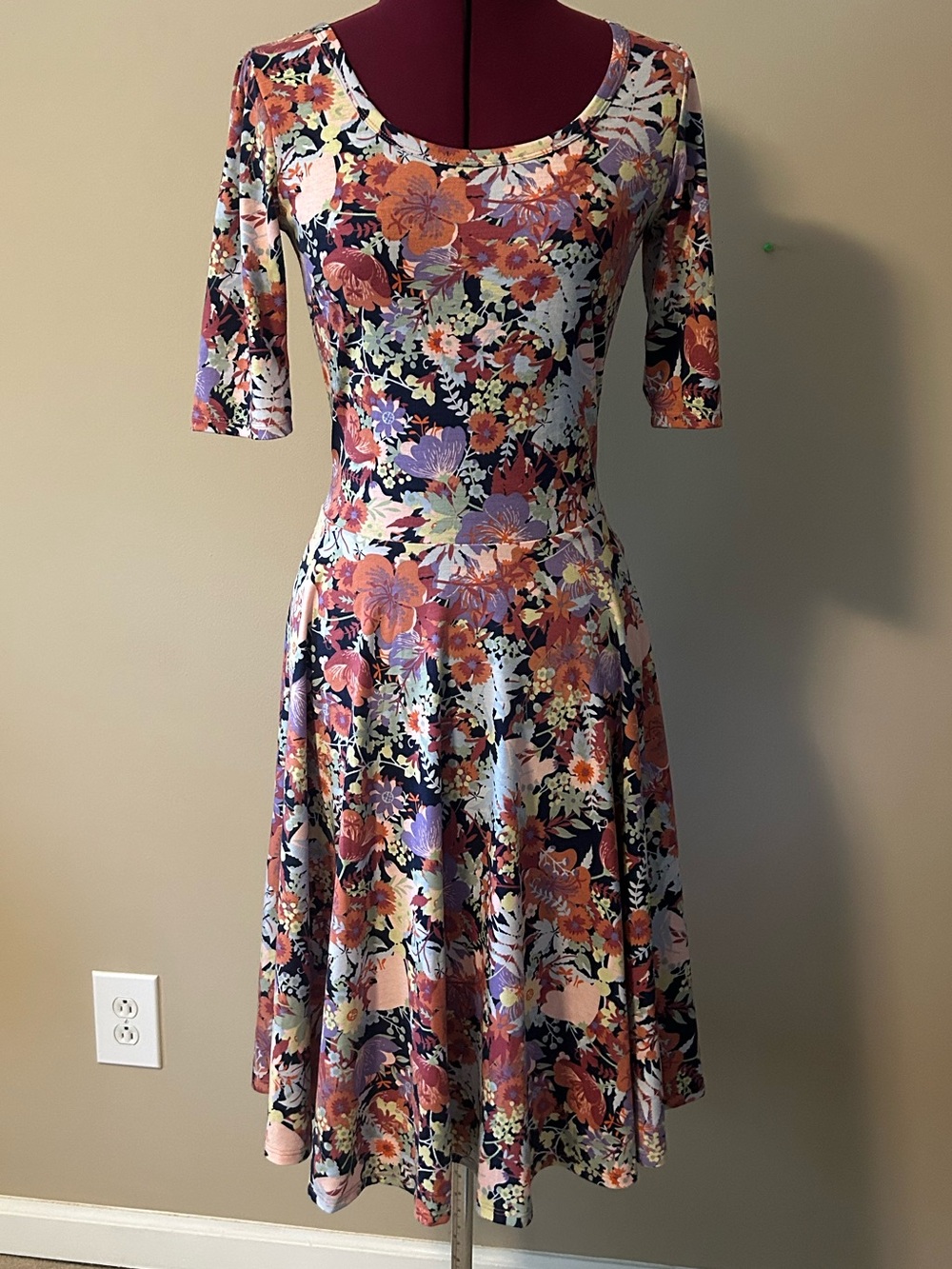 356 Floral LuLaRoe Dress